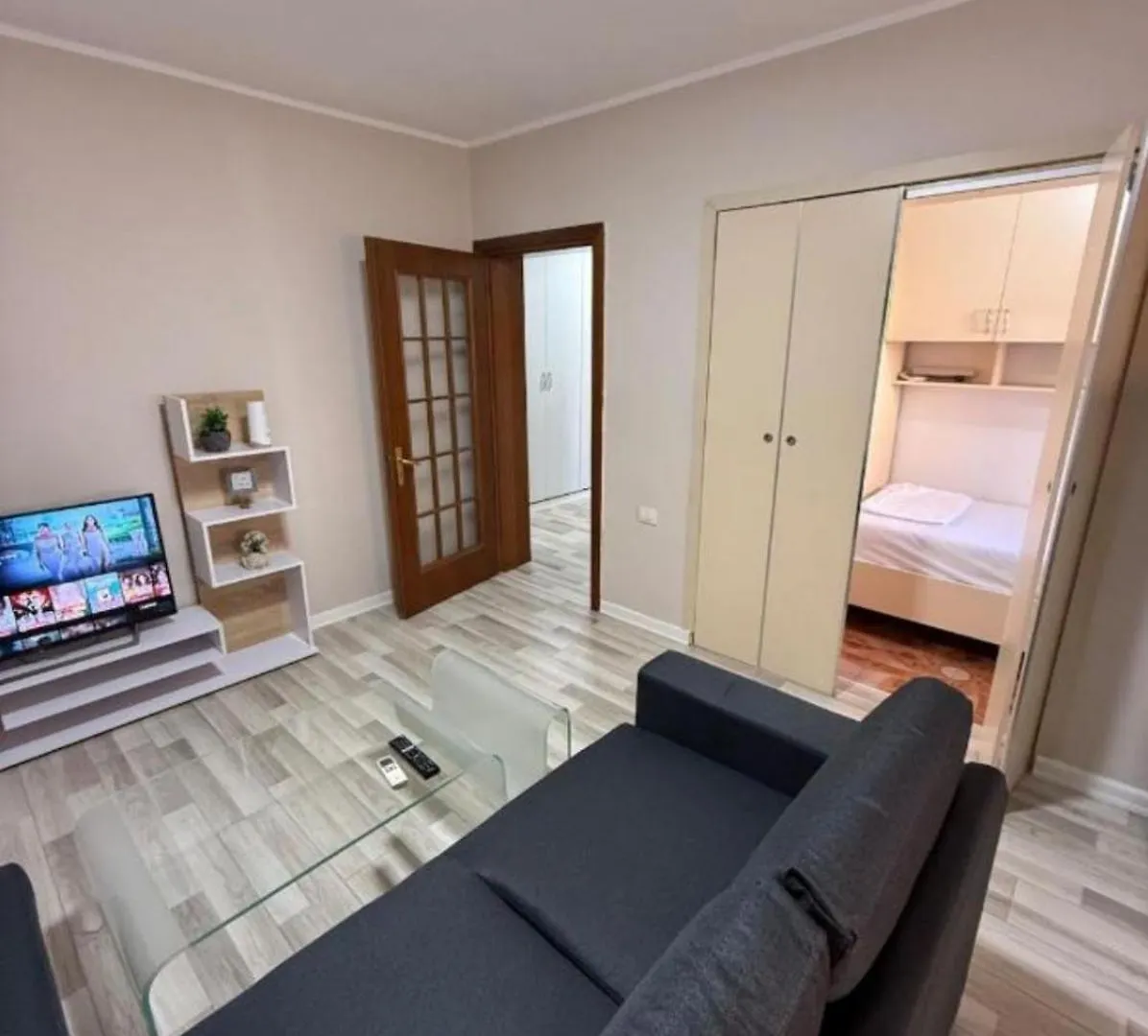 Alle'S M Shyri Accommodations Tirana Albánia
